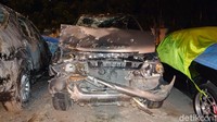 Dalam insiden tersebut, sang Kapolsek Iptu S, mengendarai mobil jenis Isuzu Panther bernomor polisi L 1476 GK. 