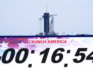 Peluncuran SpaceX Angkut Astronaut NASA Pecahkan Rekor Online