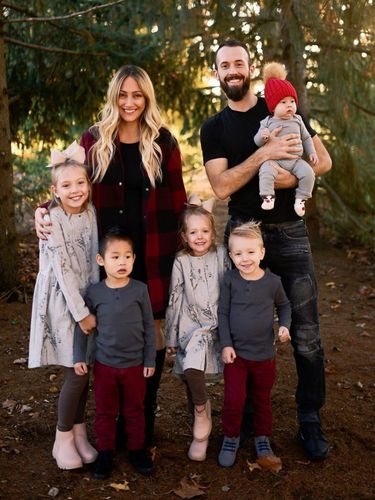 Myka Stauffer Myka Stauffer