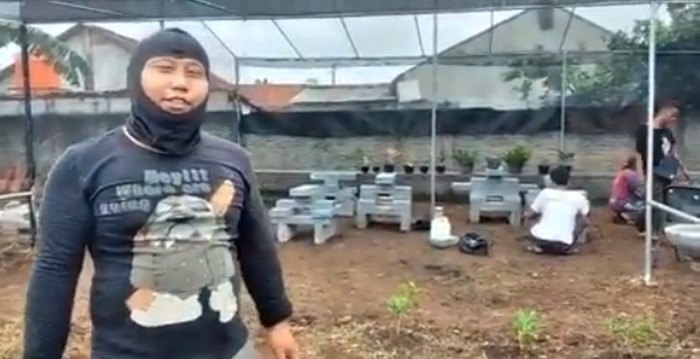 Artis yang hobi berkebun selama pandemi COVID-19