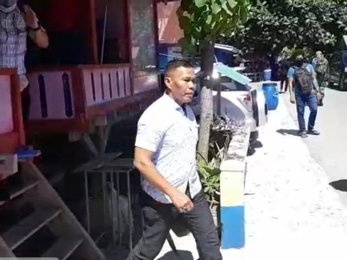 Pecatan TNI Ruslan Buton Ditangkap Polisi