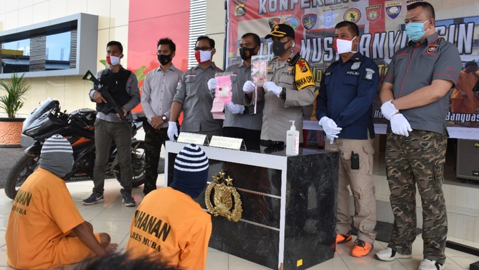Konferensi pers penangkapan 4 orang terkait narkoba di Musi Banyuasin (Raja Adil-detikcom)
