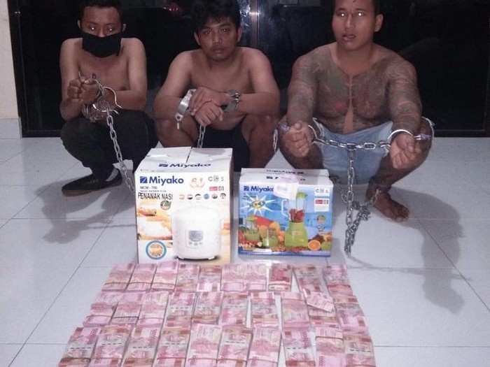 Tiga Pembobol ATM di Gianyar Bali Diamankan