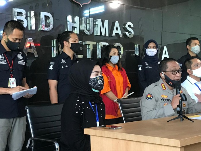 pelaku penyebaran video porno yang diduga mirip syahrini