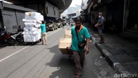 Seperti diketahui, sejumlah pusat perbelanjaan di kawasan Ibu Kota pun akan kembali dibuka secara bertahap usai PSBB Jakarta berakhir.