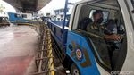 Bersiap Hadapi New Normal, Pasar Pagi Asemka Dijaga Satpol PP