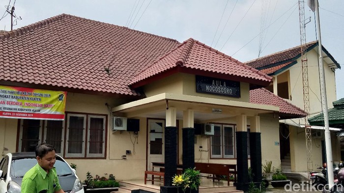 Kantor Dinas Kesehatan Pemkab Klaten.