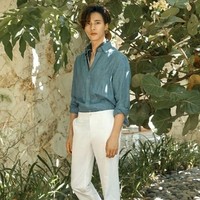 Pria paling tampan di negara kita. Tidak ada selebriti pria yang lebih tampan darinya. Dia berada di levelnya sendiri, komentar netizen lain di media sosial. Foto: Dok. OLZEN