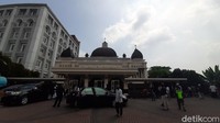 Salat Jumat tersebut digelar di Masjid Baiturrahman, Jalan Abdullah Bin Nuh, Kota Bogor.