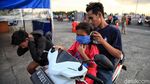 Berkendara Tanpa Masker, Siap-siap Push Up-Sapu Jalanan