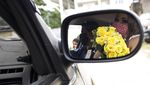 Pengantin di Brasil Nikah di Dalam Mobil Gegara Corona