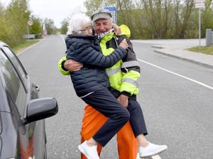 Denmark Longgarkan Lockdown, Pejuang LDR Bisa Lepas Rindu