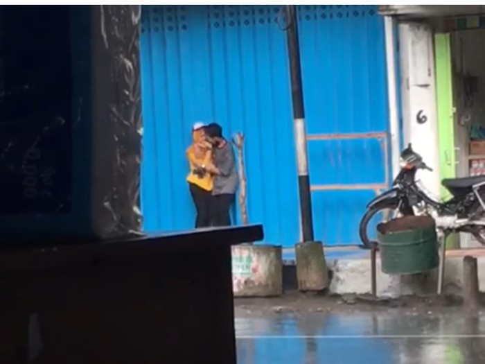 viral abg berciuman di banyuwangi