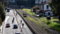 Saat new normal, transportasi umum dibatasi agar penumpangnya tak menumpuk. Di beberapa kota di dunia mengalihkannya ke perjalanan menggunakan sepeda.  Guillermo Legaria/Getty Images  