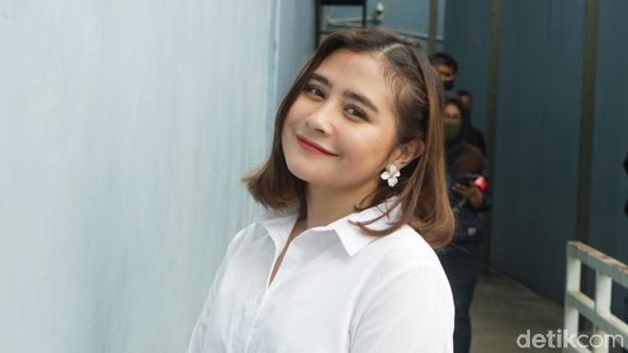 Prilly Latuconsina Putar Otak Tak Mau Pecat Karyawan Di Tengah Pandemi