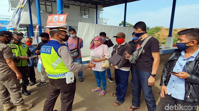 Cerita warga Sukabumi gagal ke Jakarta gegara tak kantongi SIKM