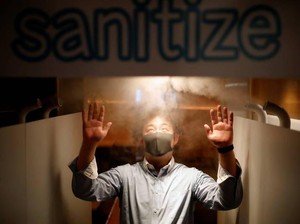 Buka Kembali, Pub di Jepang Pasang Mesin Semprotan Disinfektan