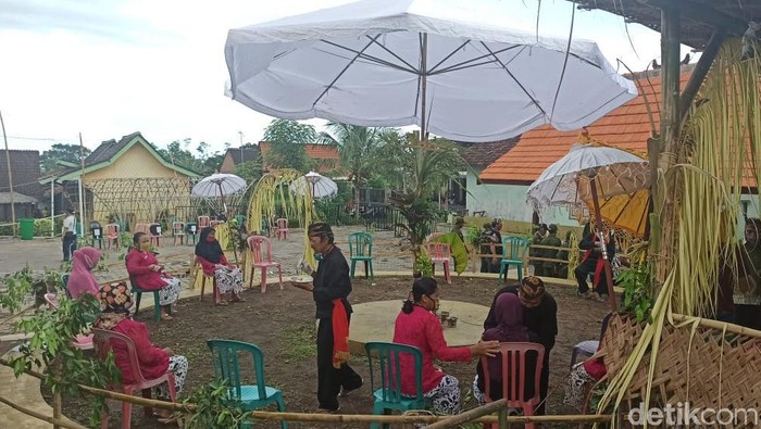 tradisi seblang di banyuwangi