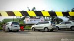 Bukan Cuma Manusia, Mobil Juga Kudu Jarak Jarak