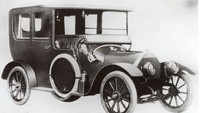 Model A merupakan cikal bakal mobil penumpang modern Mitsubishi Motors, dengan prototipe yang dibuat pada musim panas 1917 dan selesai diproduksi pada November 1918.(Foto: MMKSI)
