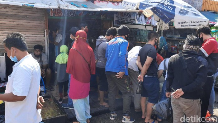 Suasana di Pasar Hewan Jatinegara Jakarta Timur
