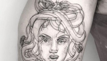 Dia adalah Yatzil Elizalde seniman asal Meksiko. (Foto: Instagram/yatzil_tatts)