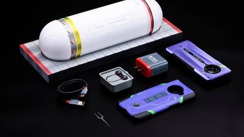 Oppo mengemasnya dalam pod tempat menyimpan mecha Eva Unit-01 Foto: NeochaEDGE