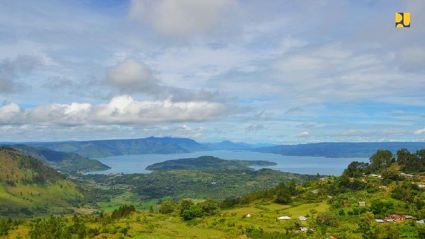 Proyek Infrastruktur di Danau Toba hingga Labuan Bajo Tetap Jalan