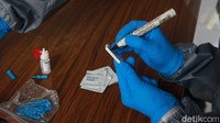 Rapid test ini sebagai salah satu upaya untuk menekan penyebaran virus Corona.