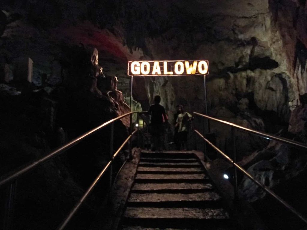 Goa Lowo, Kendeng