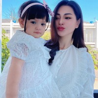 Aska yang kini menjadi selebgram itu memiliki wajah cantik dan kerap dipuji sebagai mamah muda yang mempesona.  Foto: dok. Instagram