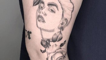 Meski yang melihatnya pusing, namun ia mengatakan saat mengerjakan proses gambar ia tidak pusing akan gambarnya. (Foto: Instagram/yatzil_tatts)