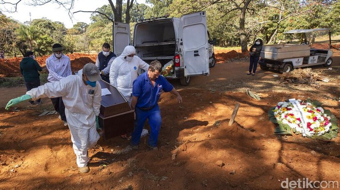 Pandemi virus Corona di Brasil kian mengganas. Jumlah kematian terkait COVID-19 di negara tersebut kini telah mencapai 27.878.