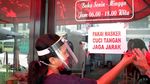 Warkop di Makassar Ini Terapkan Protokol Kesehatan