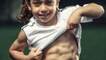 Gaya Kulineran Arat Hosseini, Bocah Kecil Bertubuh Kekar yang Hobi Fitness