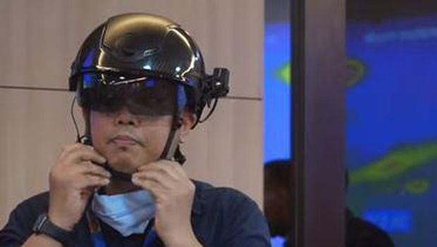 Technology Smart Helmet (Youtube)