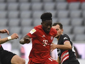 Alphonso Davies Ngebut Lebih Kencang Lagi, Lawan Tak Berkutik