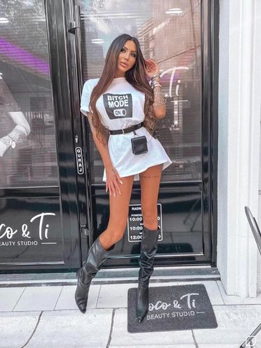 Tijana Maksimovic Tijana Maksimovic, bintang reality show yang jadi muncikari.