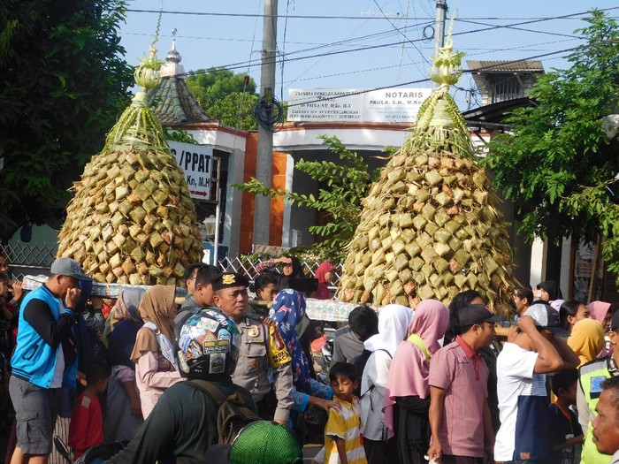 Festival Kupatan Tanjung Kodok