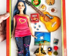 Kreasi Barbie Keren! Ada Tenaga Medis Sampai Tukang Meeting Zoom