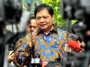 Jokowi Geram Perintahnya Tak Dijalankan, Airlangga Bilang Begini