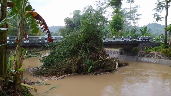 Puluhan Rumah di Malang Selatan Tergenang Air