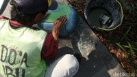 Biasanya mereka dapat melayani hingga tiga kendaraan dalam sehari.