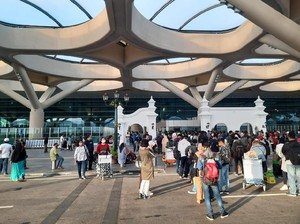 Penumpang-Pengantar Tumpah di Bandara Kulon Progo, Begini Penjelasannya