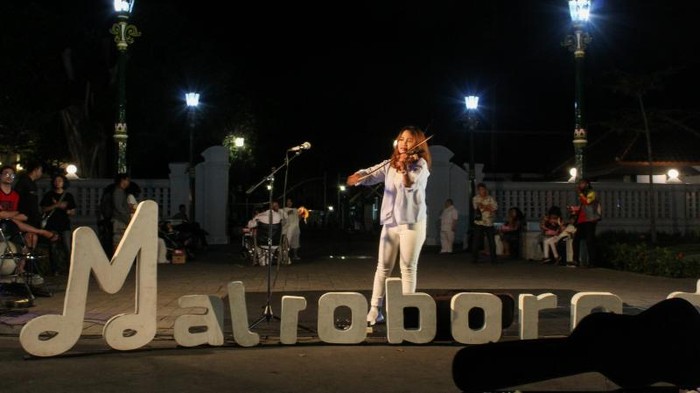 Malioboro di malam hari
