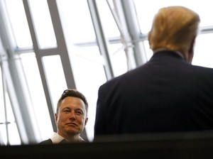 Elon Musk Dituding Pernah Threesome dengan Amber Heard dan Cara Delevingne