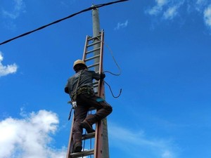 Pemerintah Bidik Semua Rumah Disetrum Listrik Tahun Depan