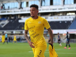 Man City Bisa Kecipratan Uang Transfer Sancho ke MU?