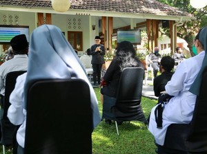 Bupati Anas dan Tokoh Lintas Agama Konsolidasi New Normal Keagamaan