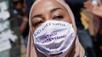 Potret Muslimah Jerman Ikut Demo Dukung George Floyd